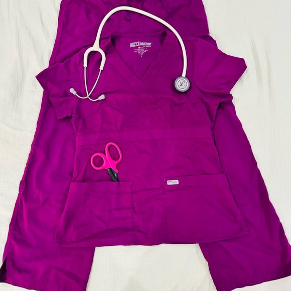 Grey's Anatomy Other - Grey's Anatomy Magenta Scrubs Set